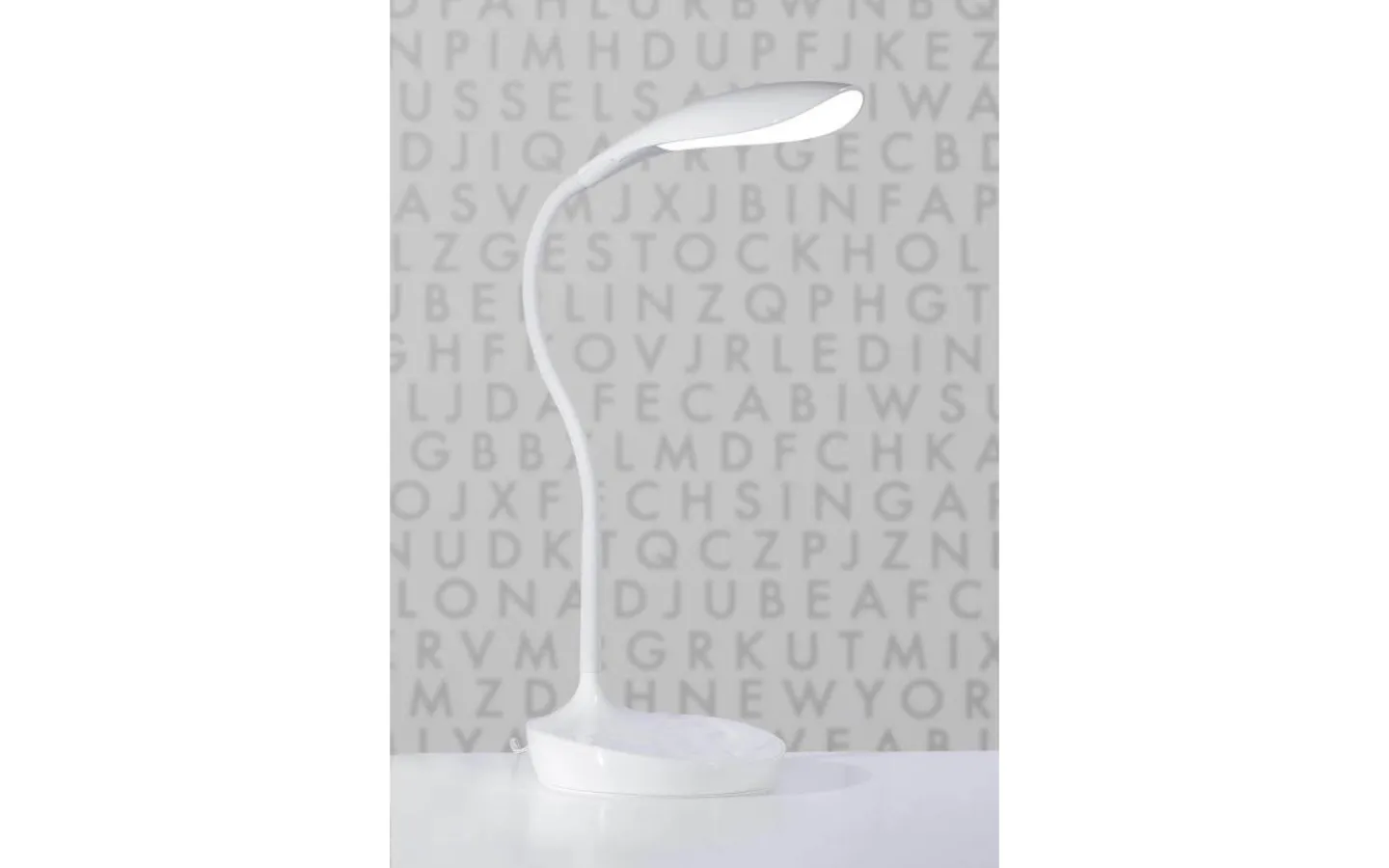 Sovrum|Skrivbordslampor < Markslojd Swan Skrivbordslampa LED USB 45cm Vit