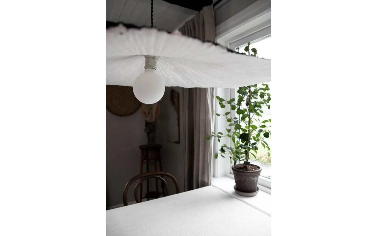 Vardagsrum|Kök & Matplats < Globen Lighting Tropez Taklampa 82cm E27 Svart