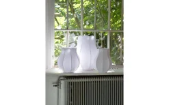 Enfärgade Runda Lampskärmar < Hallbergs Tulip Lampskärm Ø40cm Stretch Vit Lyx
