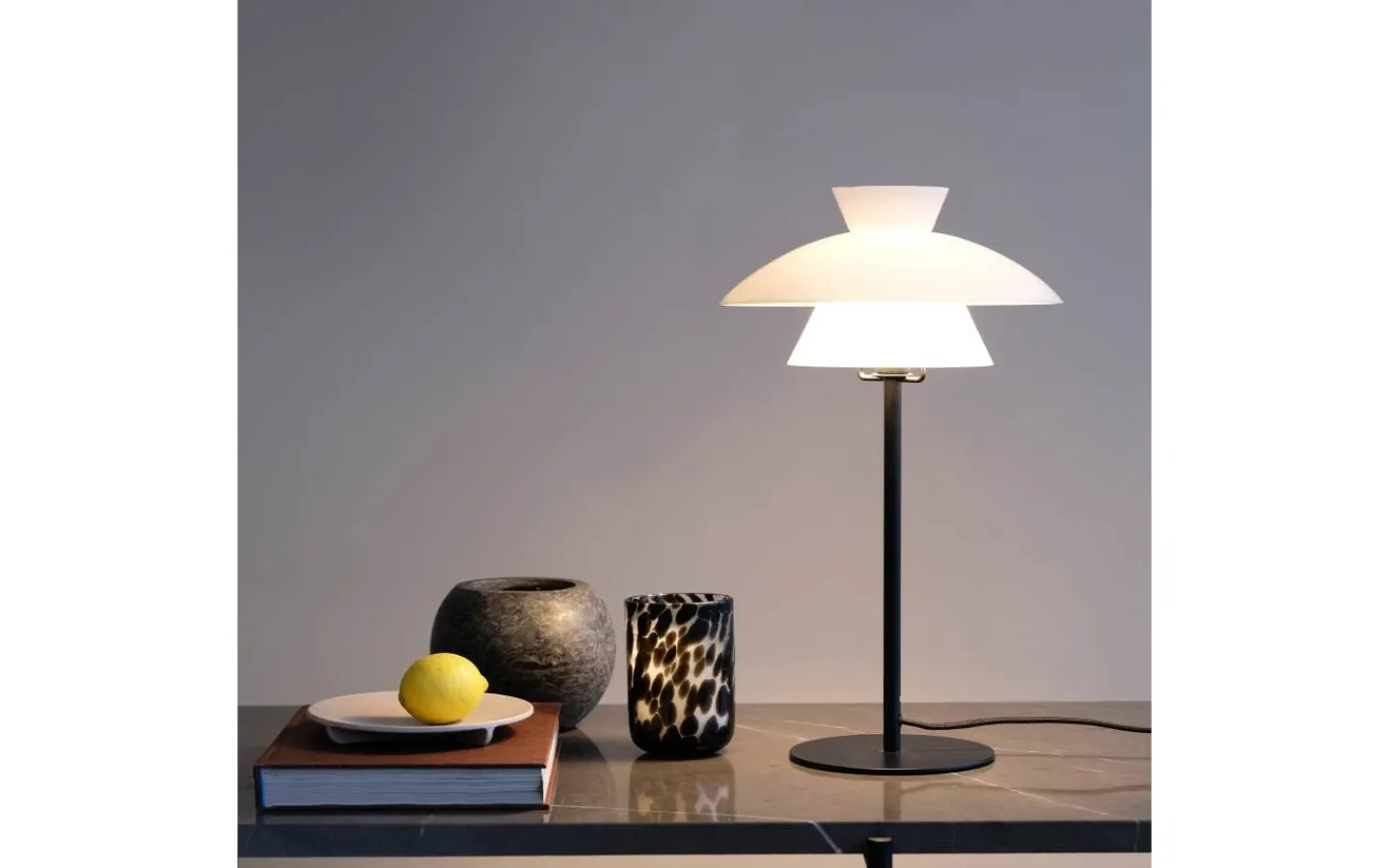 Bordslampor-Dyberg Larsen Valby Bordslampa 40cm Opal