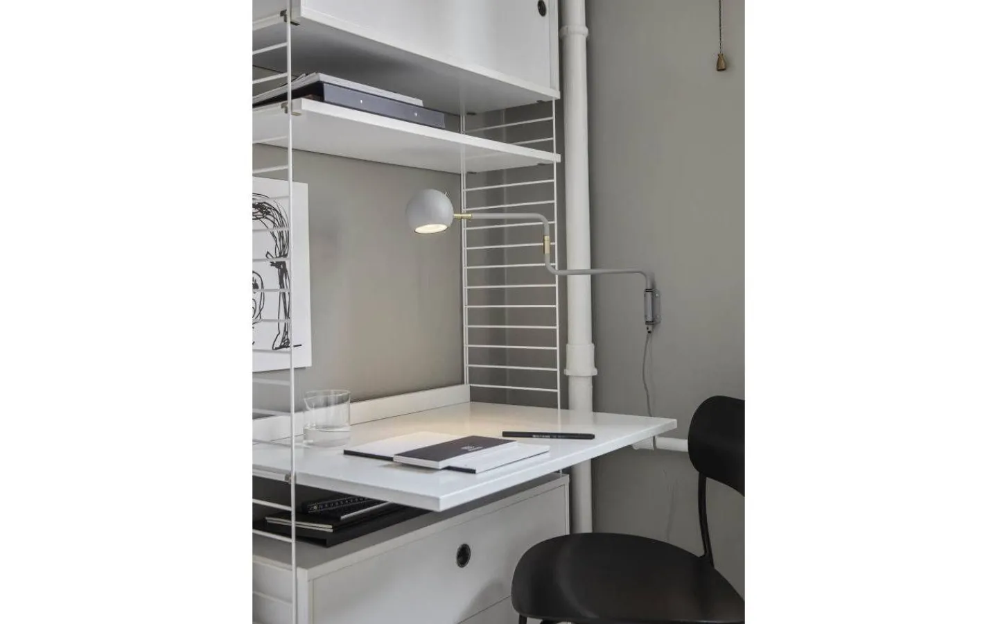 Sovrum|Läslampor-CO Bankeryd Yes Vägglampa 62cm Grå
