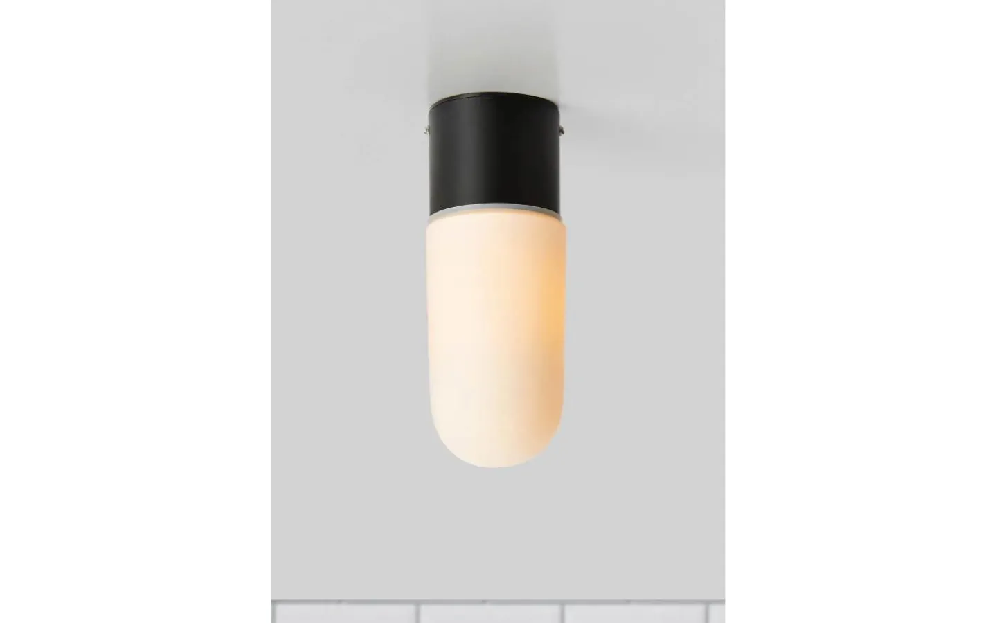 Badrum|Badrumslampor Tak < Markslojd Zen Taklampa Badrum IP44 Svart/Opal